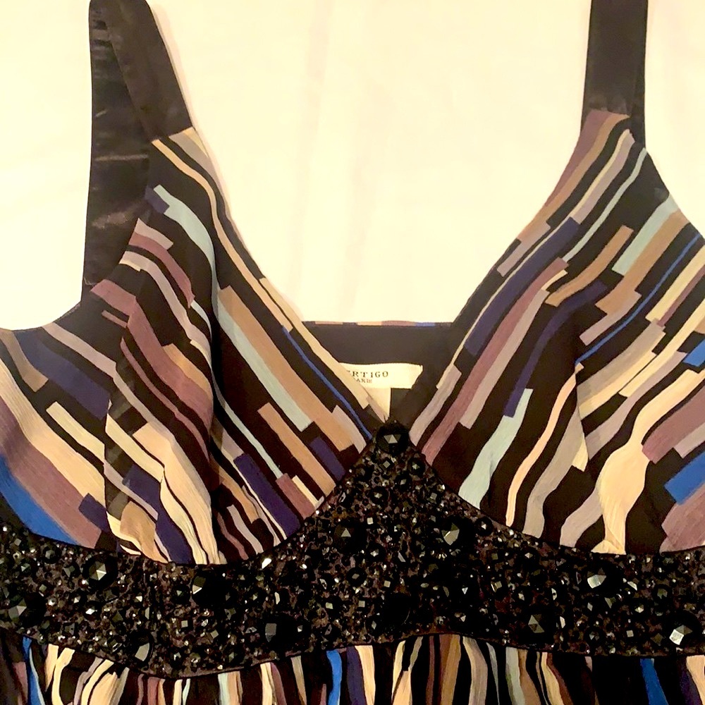 Vertigo dress - Picture 3 of 12
